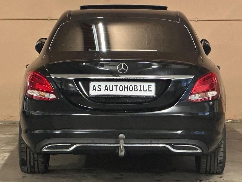Gebraucht Mercedes C220 Exclusive 170 PS (125 kW) 2015 Schwarz Limousine