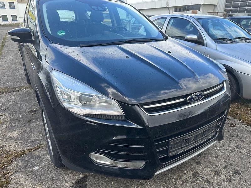 Gebraucht Ford Kuga 163 PS (119 kW) 2013 Schwarz SUV