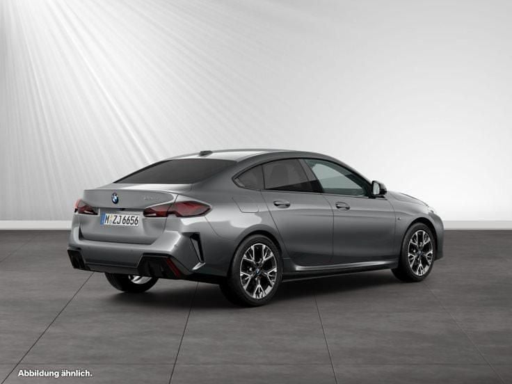 Gebraucht BMW 220 M Sport 163 PS (119 kW) 2025 Skyscraper grau metallic Limousine