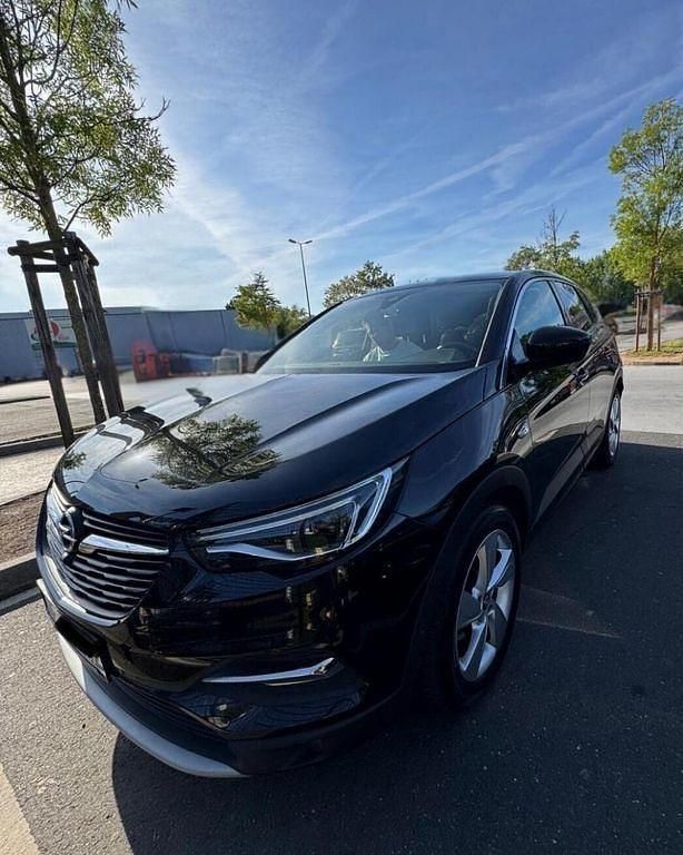 Schwarz Gebraucht 2020 Opel Grandland X Ultimate SUV | 18.970 € (Guter Preis) - Bild 1/4