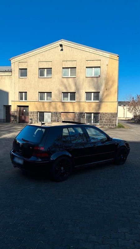 Gebraucht VW Golf IV Conceptline 170 PS (125 kW) 2001 Schwarz Limousine