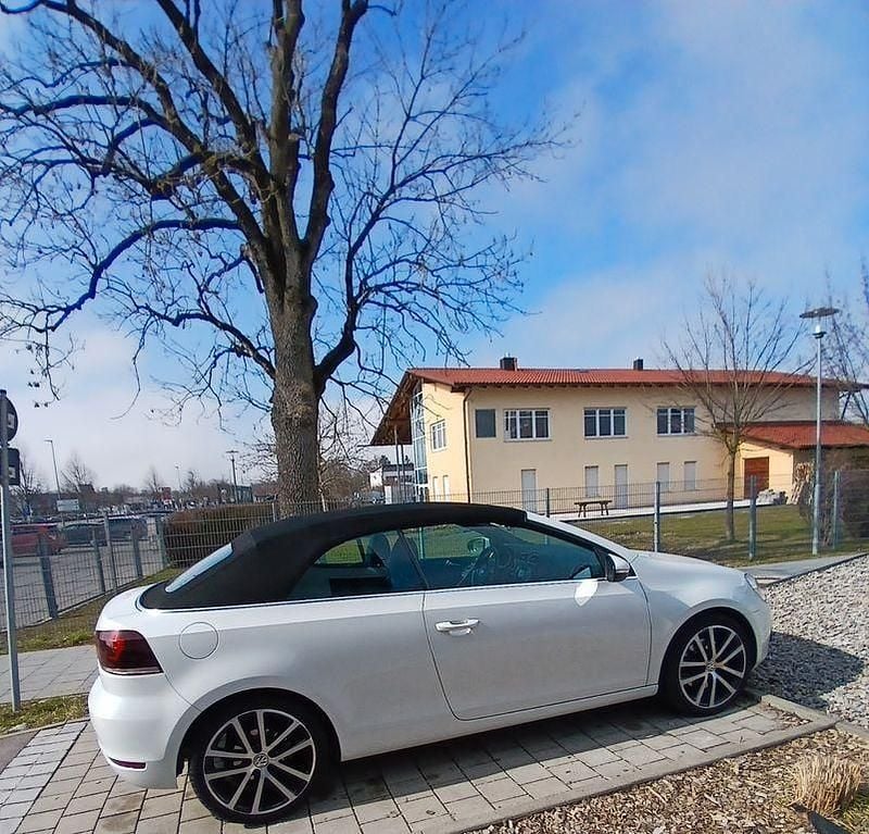 Gebraucht VW Golf Cabriolet 160 PS (117 kW) 2012 Weiß Cabrio