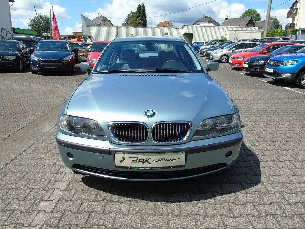 Gebraucht BMW 320 Performance 170 PS (125 kW) 2002 Grün Limousine