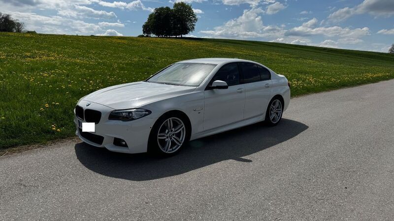 Weiß Gebraucht 2016 BMW 528 M Sport Limousine | 24.999 € (Fairer Preis) - Bild 1/4