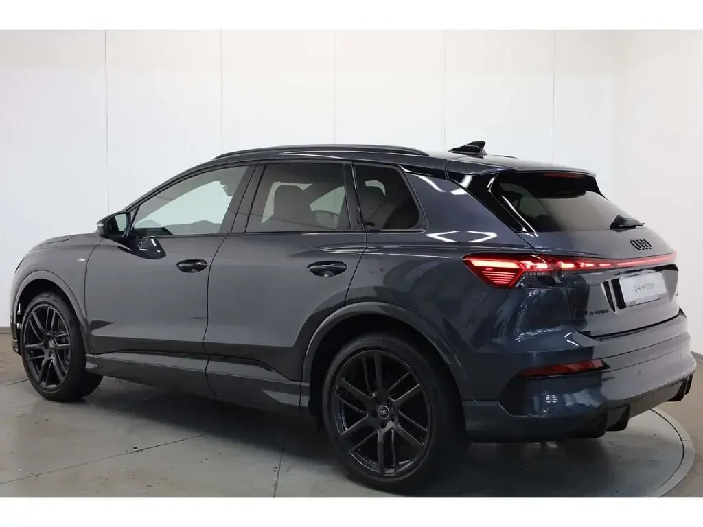 Neu Audi Q4 e-tron S-Line 219 kW (299 PS) 2026 Tamboragrau metallic SUV
