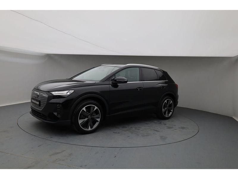 Gebraucht Audi Q4 e-tron Ambiente 125 kW (170 PS) 2023 Schwarz SUV