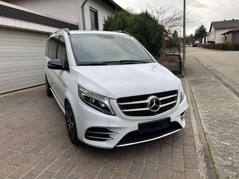 Gebraucht Mercedes V250 Avantgarde Edition 190 PS (139 kW) 2017 Weiß Van / Kleinbus