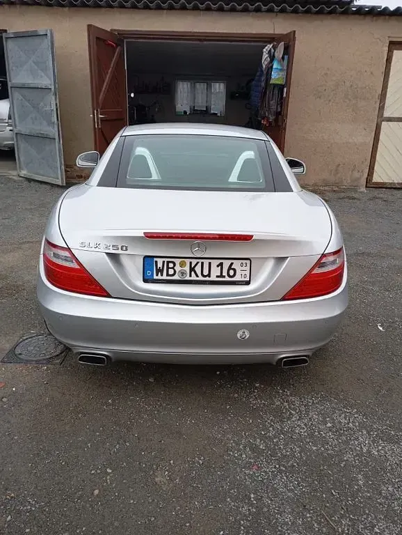 Gebraucht Mercedes SLK250 203 PS (149 kW) 2011 Silber Cabrio
