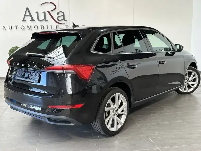 Używany Skoda Scala Style 150 KM (110 kW) 2023 Czarny Hatchback