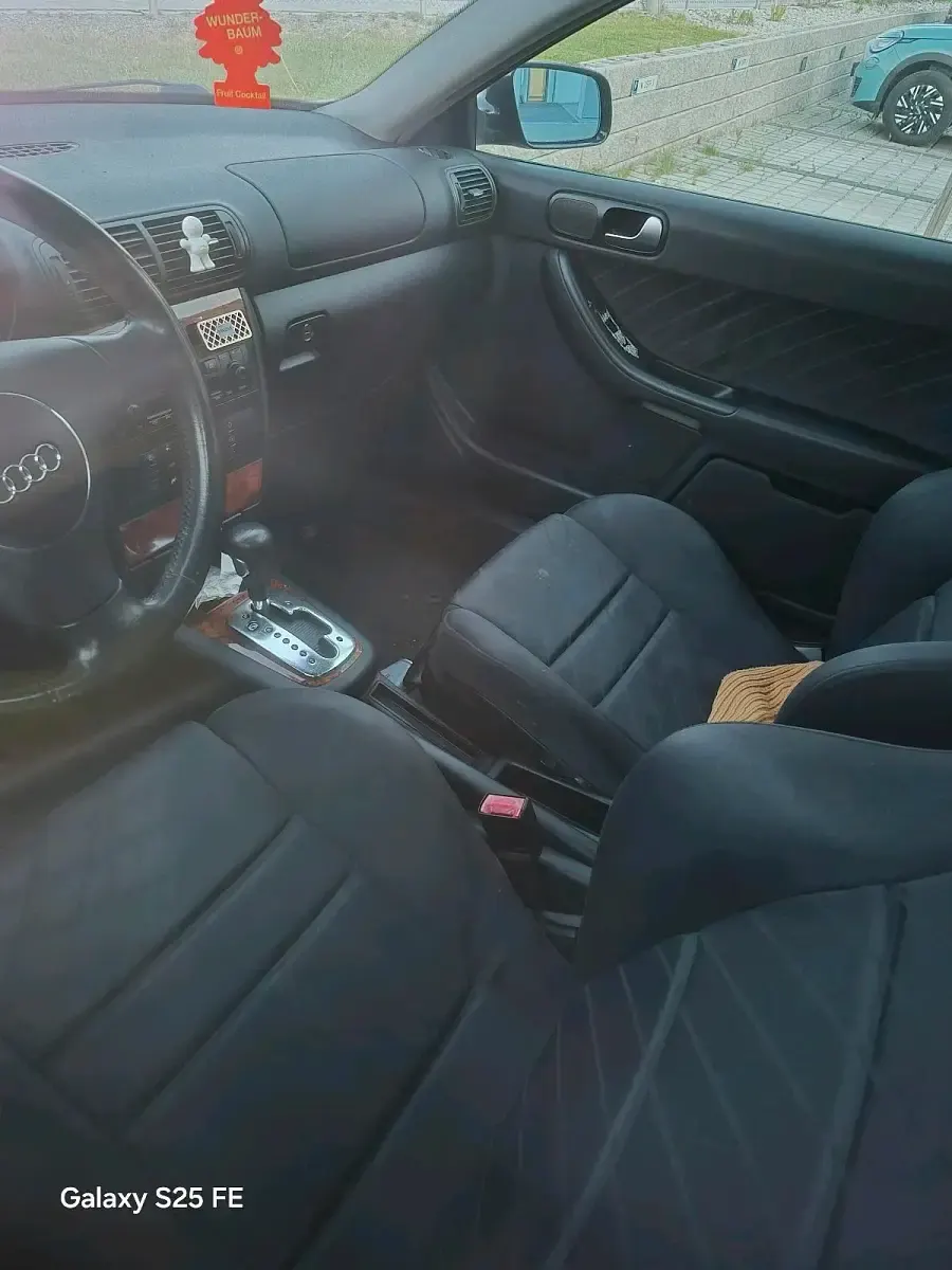 Gebraucht Audi A3 105 PS (77 kW) 2001 Blau Kleinwagen
