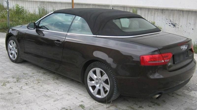 Braun Gebraucht 2009 Audi A5 Cabriolet Cabrio | 7.000 € (Guter Preis) - Bild 1/4