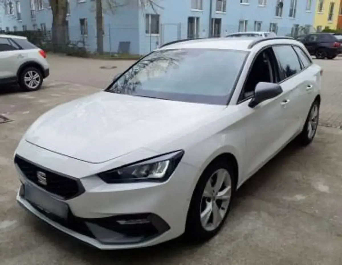 Gebraucht Seat Leon FR 150 PS (110 kW) 2024 Weiss Kombi