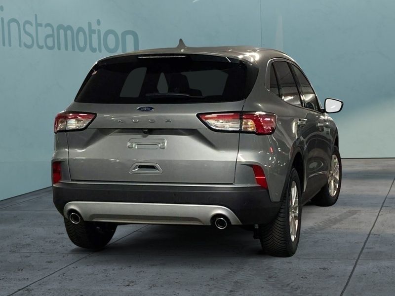 Gebraucht Ford Kuga Titanium 150 PS (110 kW) 2023 Silber SUV