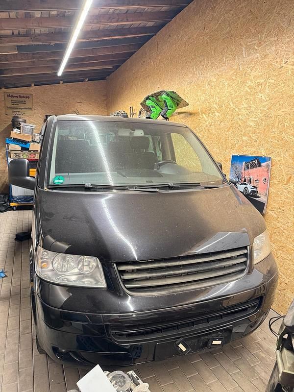 Gebraucht VW Multivan 174 PS (127 kW) 2006 Schwarz Van
