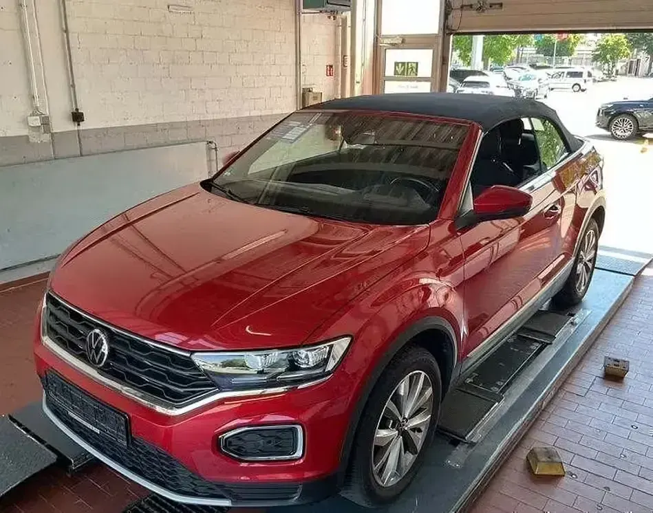 Gebraucht VW T-Roc Cabriolet Style 150 PS (110 kW) 2021 Cabrio
