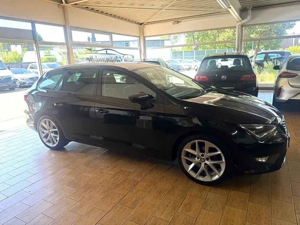 Gebraucht Seat Leon ST 150 PS (110 kW) 2016 Schwarz Kombi