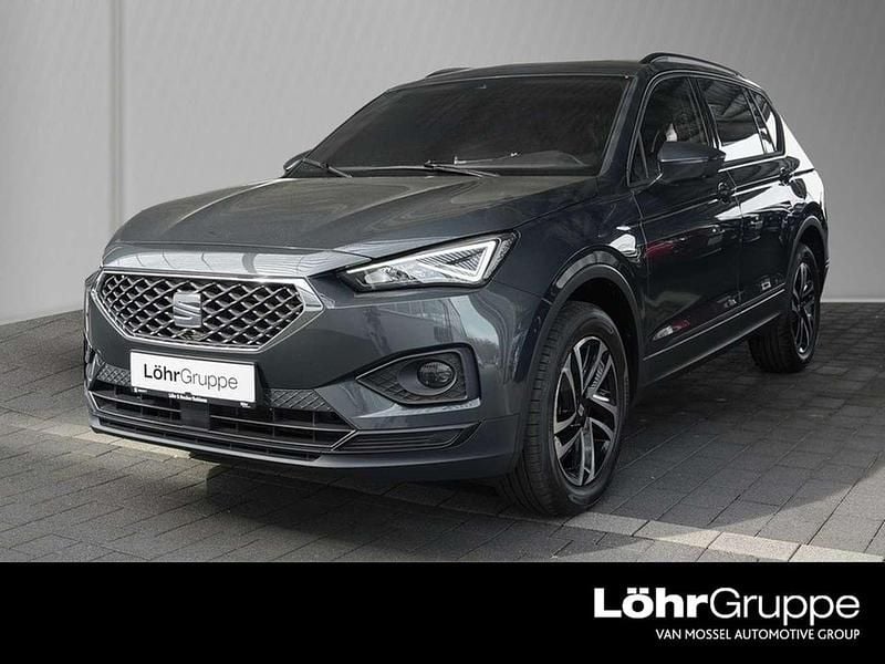 Camouflage grün Gebraucht 2024 Seat Tarraco Style SUV | 32.480 € (Fairer Preis) - Bild 1/4
