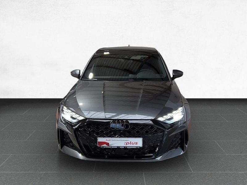 Gebraucht Audi RS3 Sport 400 PS (294 kW) 2024 Grau Limousine