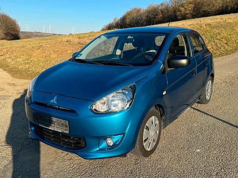Blau Gebraucht 2015 Mitsubishi Space Star Kleinwagen | 2.999 € (Superpreis) - Bild 1/4