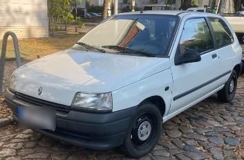 Weiß Gebraucht 1991 Renault Clio Kleinwagen | 1.800 € - Bild 1/4
