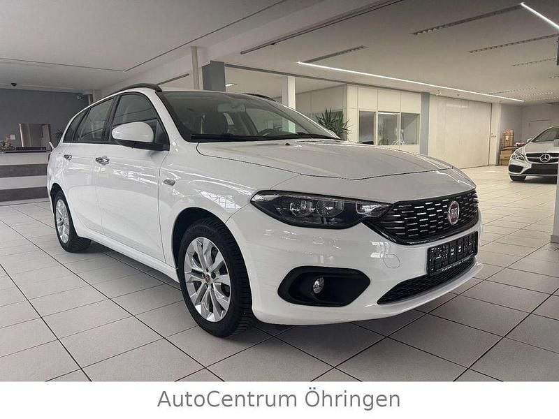 Gebraucht Fiat Tipo Lounge 120 PS (88 kW) 2017 Weiß Limousine