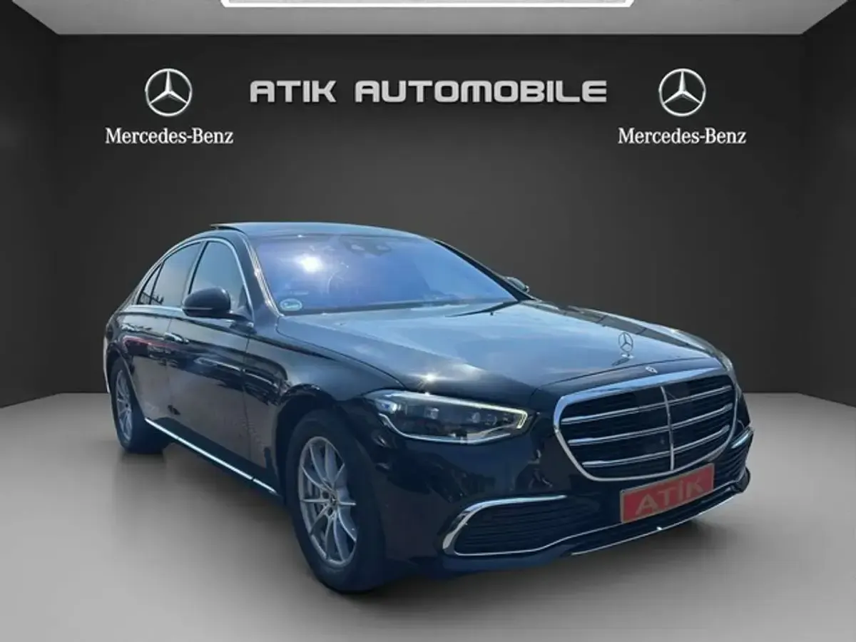 Gebraucht Mercedes S400 330 PS (242 kW) 2022 Obsidianschwarzmeta (metallic) Limousine