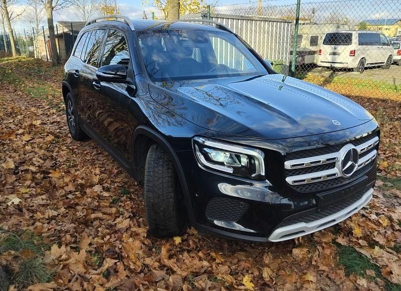 Schwarz Gebraucht 2020 Mercedes GLB200 SUV | 21.300 € (Fairer Preis) - Bild 1/4