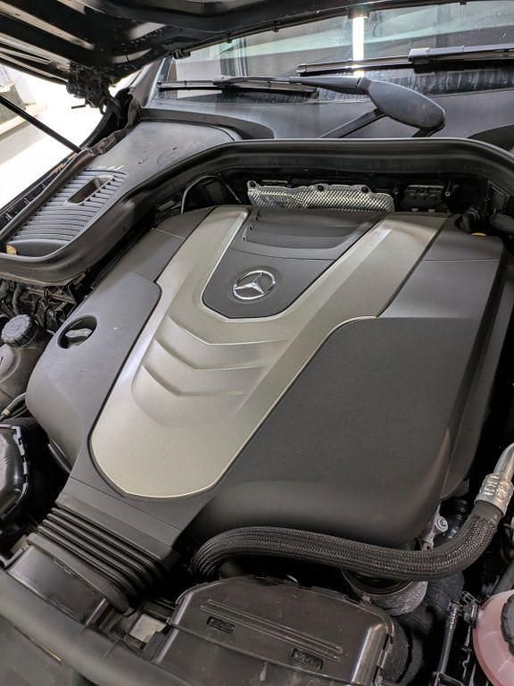 Gebraucht Mercedes GLC350 256 PS (188 kW) 2019 Schwarz SUV