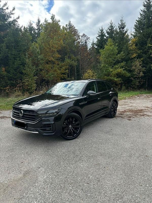 Schwarz Gebraucht 2020 VW Touareg Style SUV | 44.900 € (Fairer Preis) - Bild 1/4