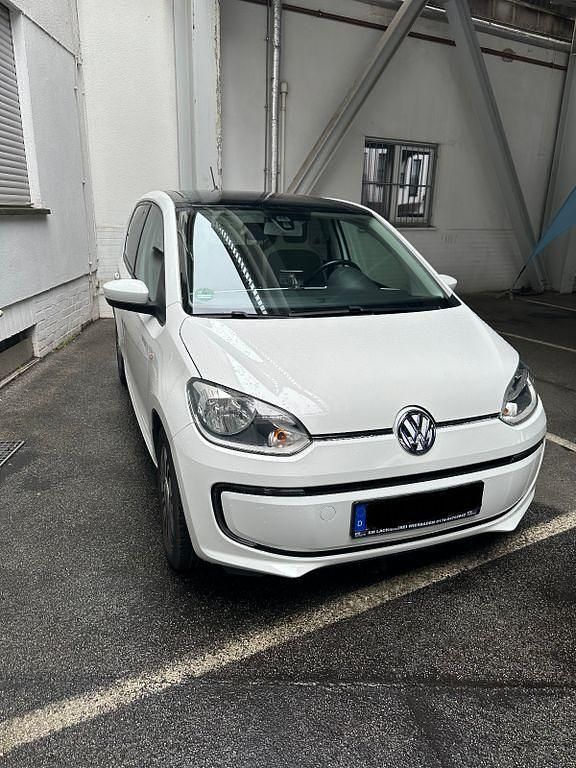 Weiß Gebraucht 2016 VW e-up! Kleinwagen | 7.900 € (Guter Preis) - Bild 1/4