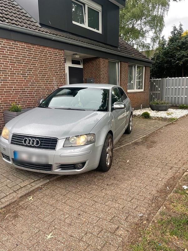 Silber Gebraucht 2004 Audi A3 S-Line Coupé | 1.799 € (Guter Preis) - Bild 1/4
