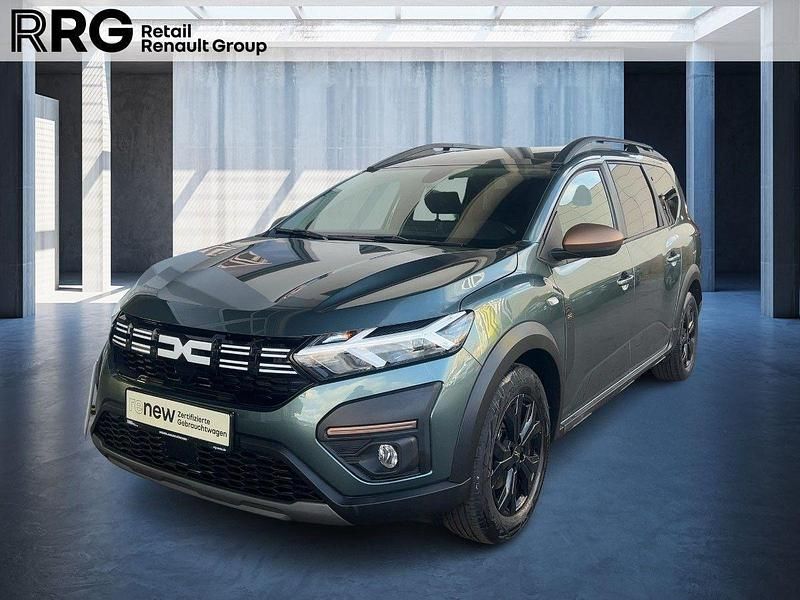 Grün Gebraucht 2024 Dacia Jogger Extreme Van / Kleinbus | 20.890 € - Bild 1/3