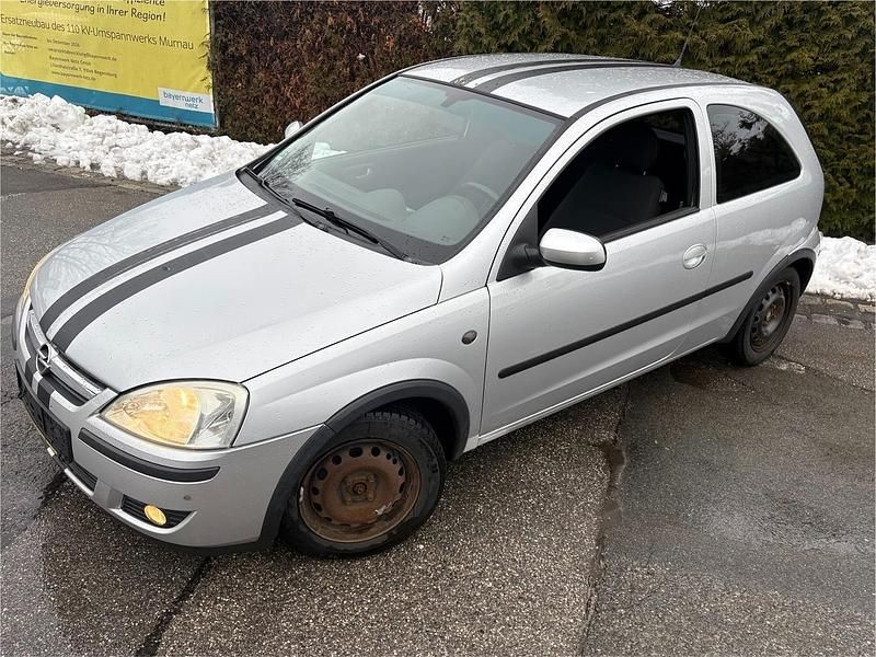 Gebraucht Opel Corsa 75 PS (55 kW) 2003 Silber Kleinwagen