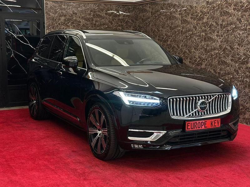 Schwarz Gebraucht 2022 Volvo XC90 Inscription SUV | 42.890 € (Fairer Preis) - Bild 1/4