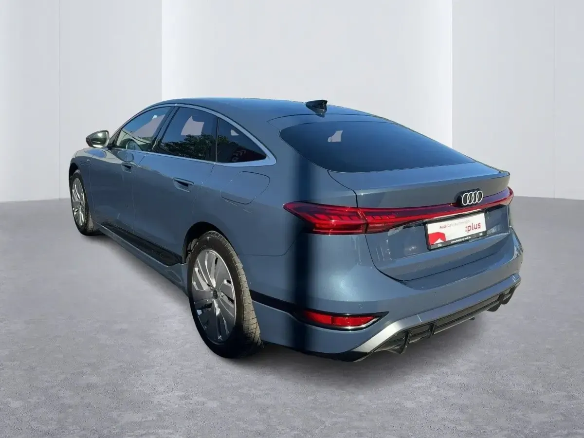 Gebraucht Audi e-tron Sportback S-Line 210 kW (286 PS) 2025 Blau SUV