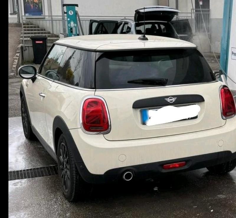 Gebraucht Mini ONE 102 PS (75 kW) 2021 Weiß Kleinwagen