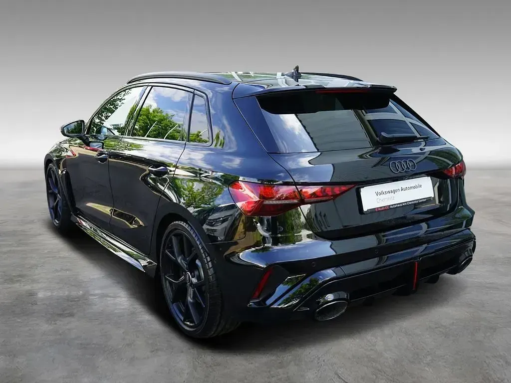 Gebraucht Audi RS3 Sport 400 PS (294 kW) 2026 Schwarz Limousine