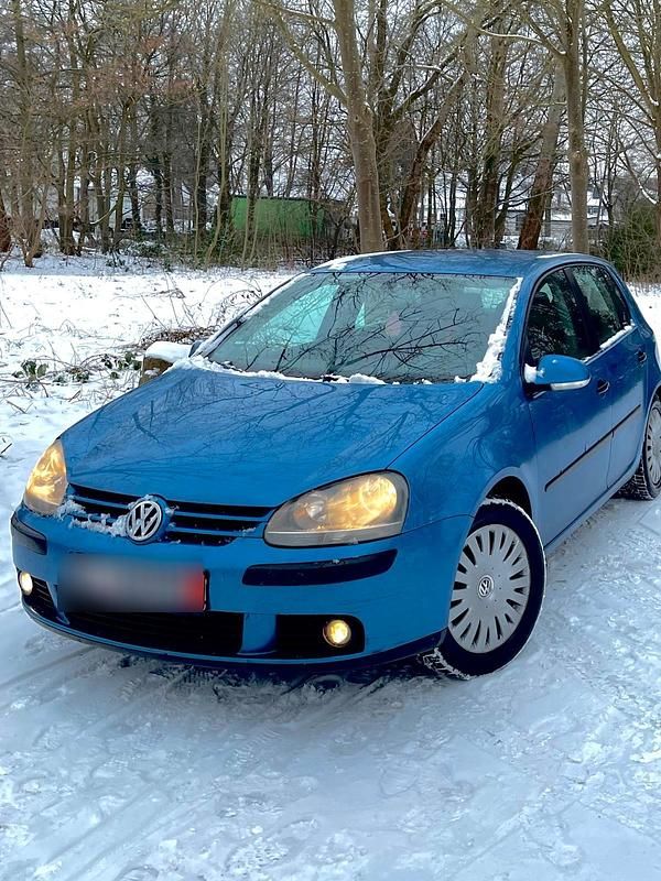 Blau Gebraucht 2005 VW Golf IV Kombi | 2.200 € (Fairer Preis) - Bild 1/4