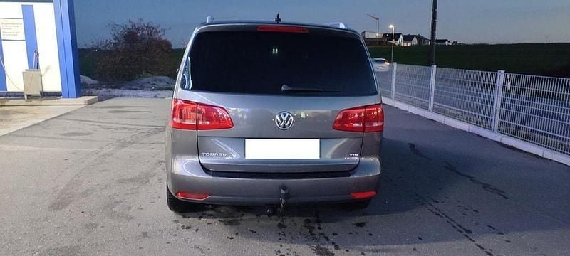 Gebraucht VW Touran Highline 105 PS (77 kW) 2011 Grau Van / Kleinbus