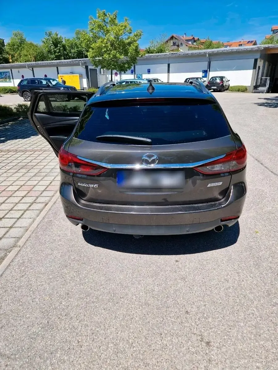 Gebraucht Mazda 6 150 PS (110 kW) 2015 Grau Kombi