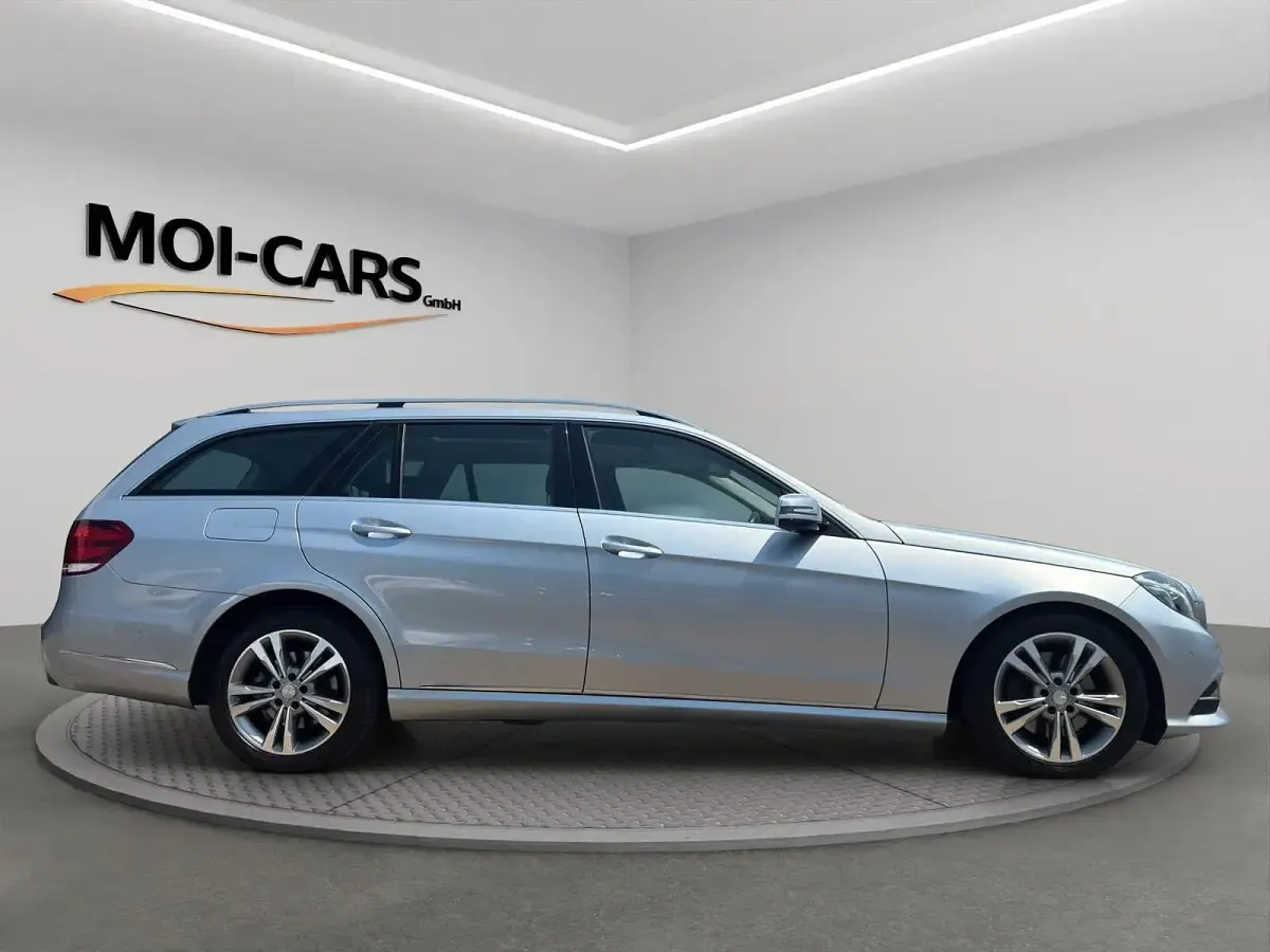 Gebraucht Mercedes E350 252 PS (185 kW) 2014 Grau Kombi