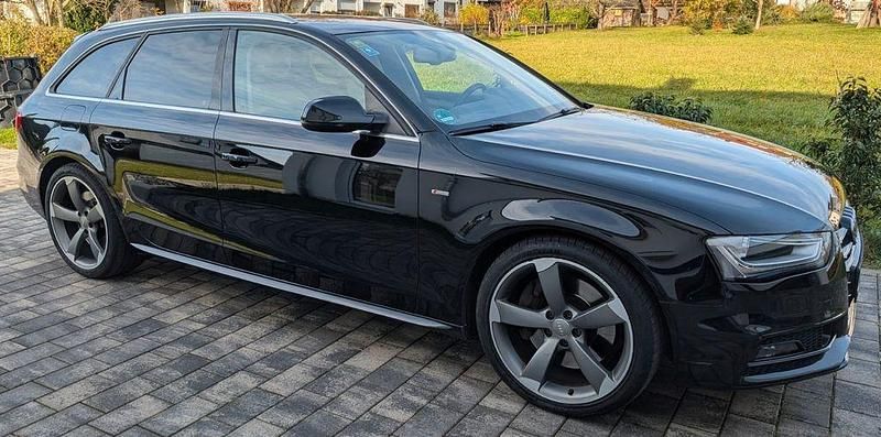 Schwarz Gebraucht 2014 Audi A4 S-Line Kombi | 14.800 € (Fairer Preis) - Bild 1/4