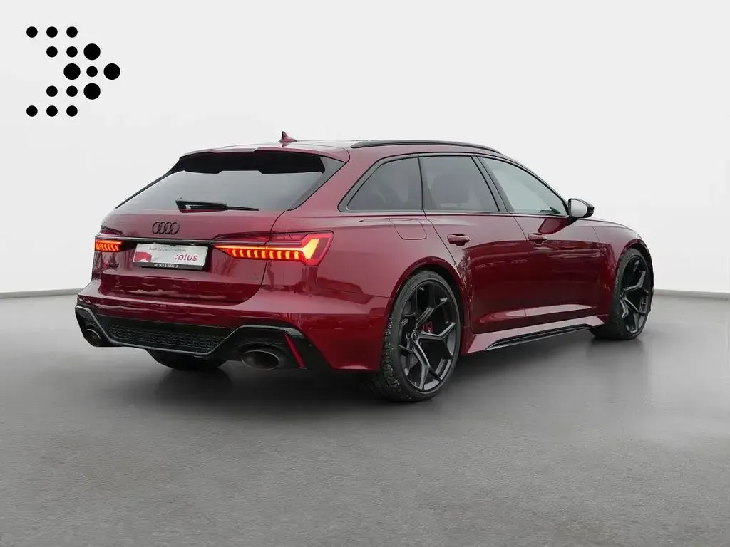 Używany Audi RS6 Performance 630 KM (463 kW) 2025 Czerwony Kombi
