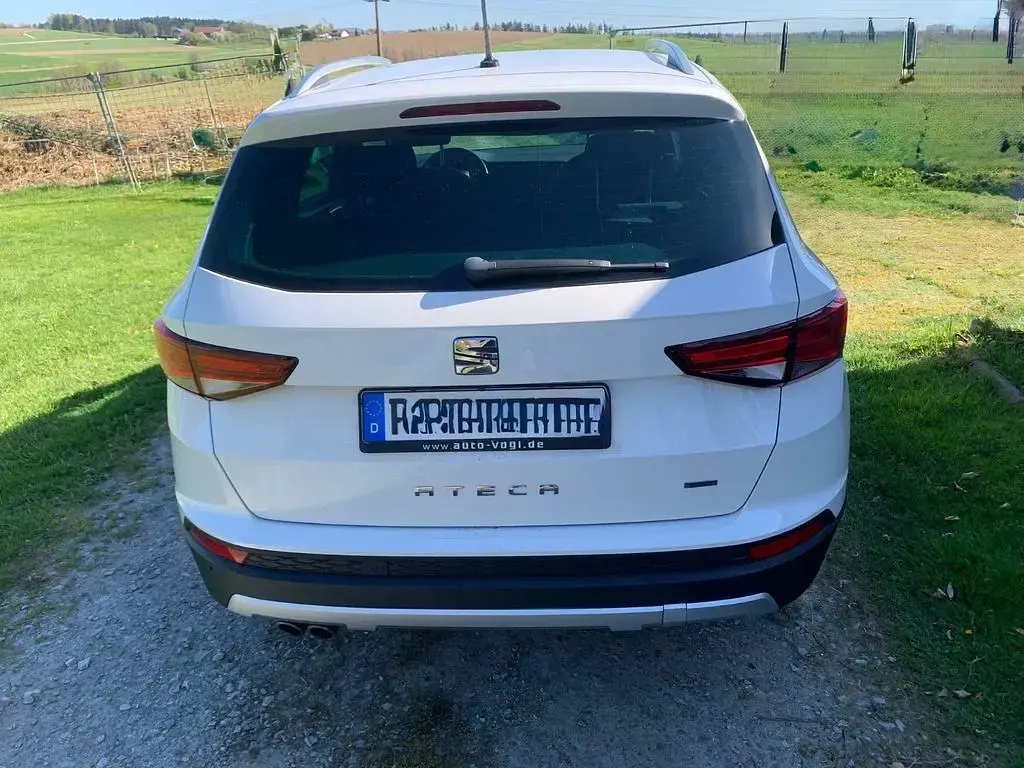 Second-hand Seat Ateca 4Drive 190 CP (139 kW) 2017 Alb SUV