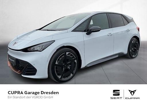 Neu Cupra Born 169 kW (231 PS) 2026 Glacial white metallic Kleinwagen