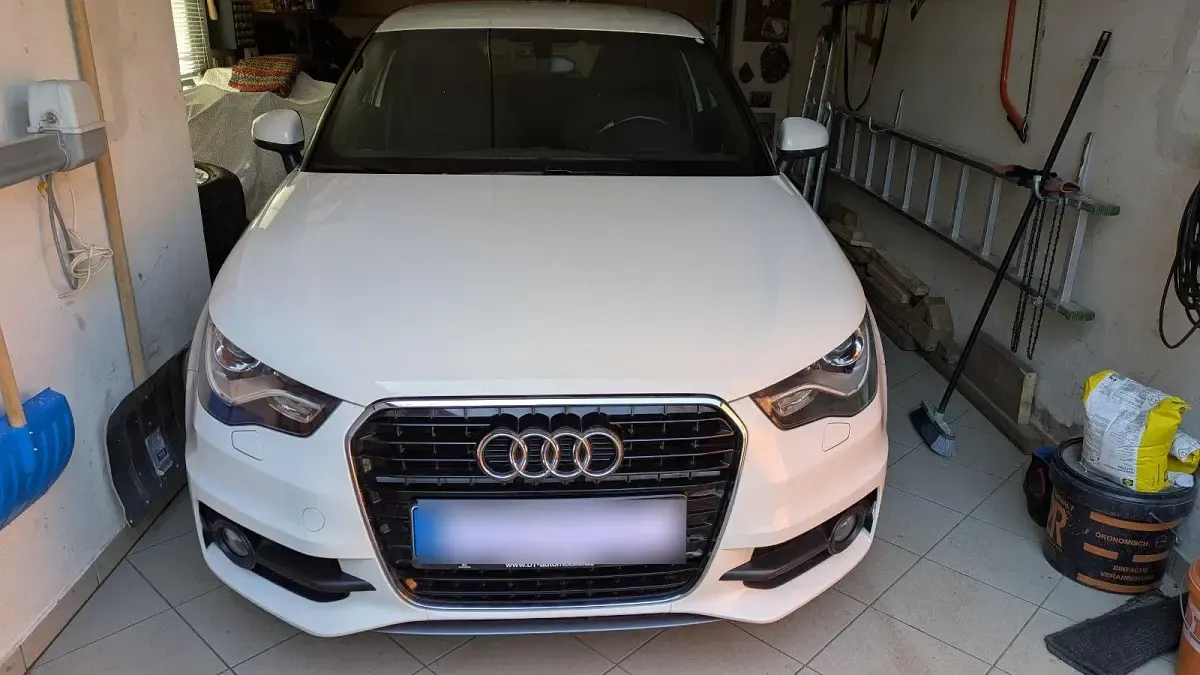 Używany Audi A1 S-Line 86 KM (63 kW) 2011 Biały Hatchback