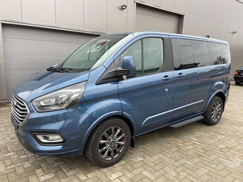 Gebraucht Ford Transit Custom Titanium X 185 PS (136 kW) 2020 Chromablau metallic Van / Kleinbus
