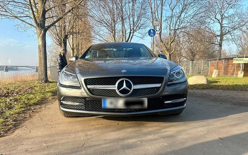 Gebraucht Mercedes SLK200 184 PS (135 kW) 2016 Grau Cabrio