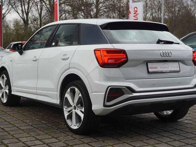 Gebraucht Audi Q2 S-Line 150 PS (110 kW) 2021 Weiß SUV
