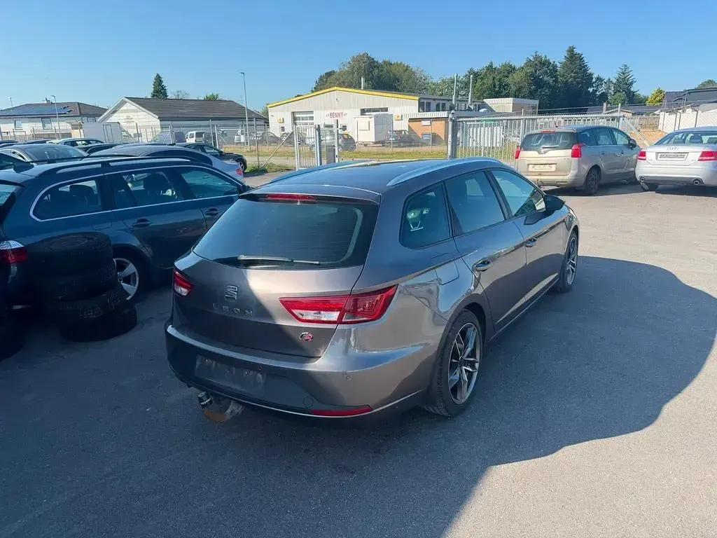 Gebraucht Seat Leon FR 150 PS (110 kW) 2015 Grau Kombi